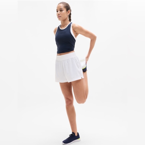 Athleta Weekender High Rise Run Short - Picture 1 of 8